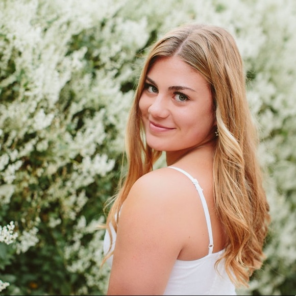 Meet your Posher, Zoe - Picture 1 of 1